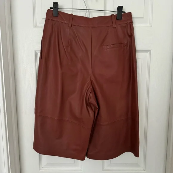 Zara genuine, leather High Waisted Shorts Sz M